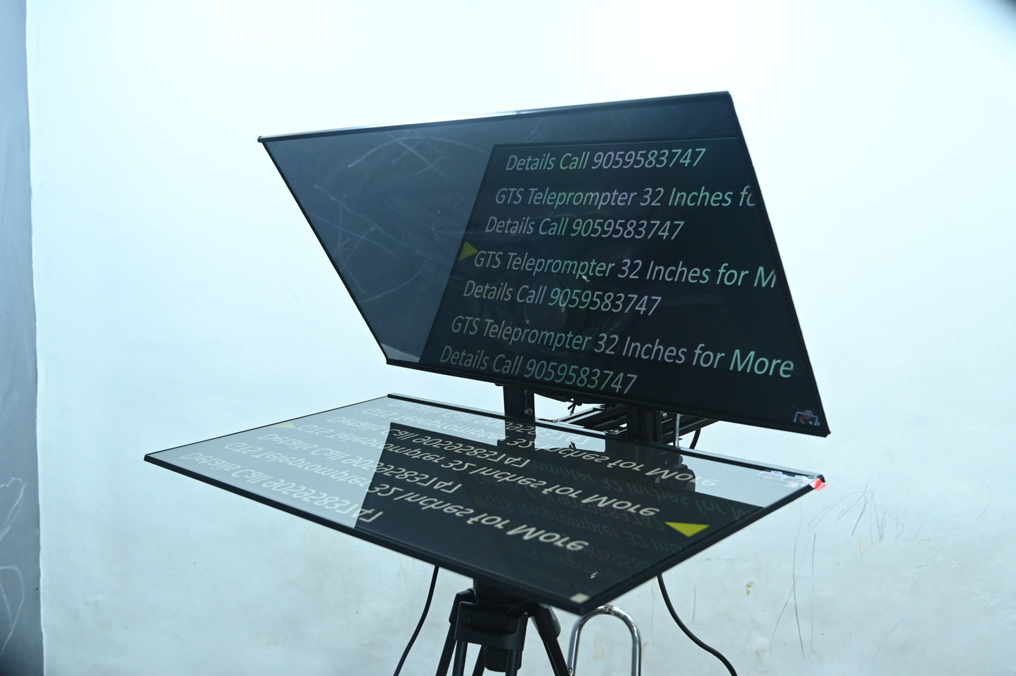 GTS Teleprompter 27 Inches