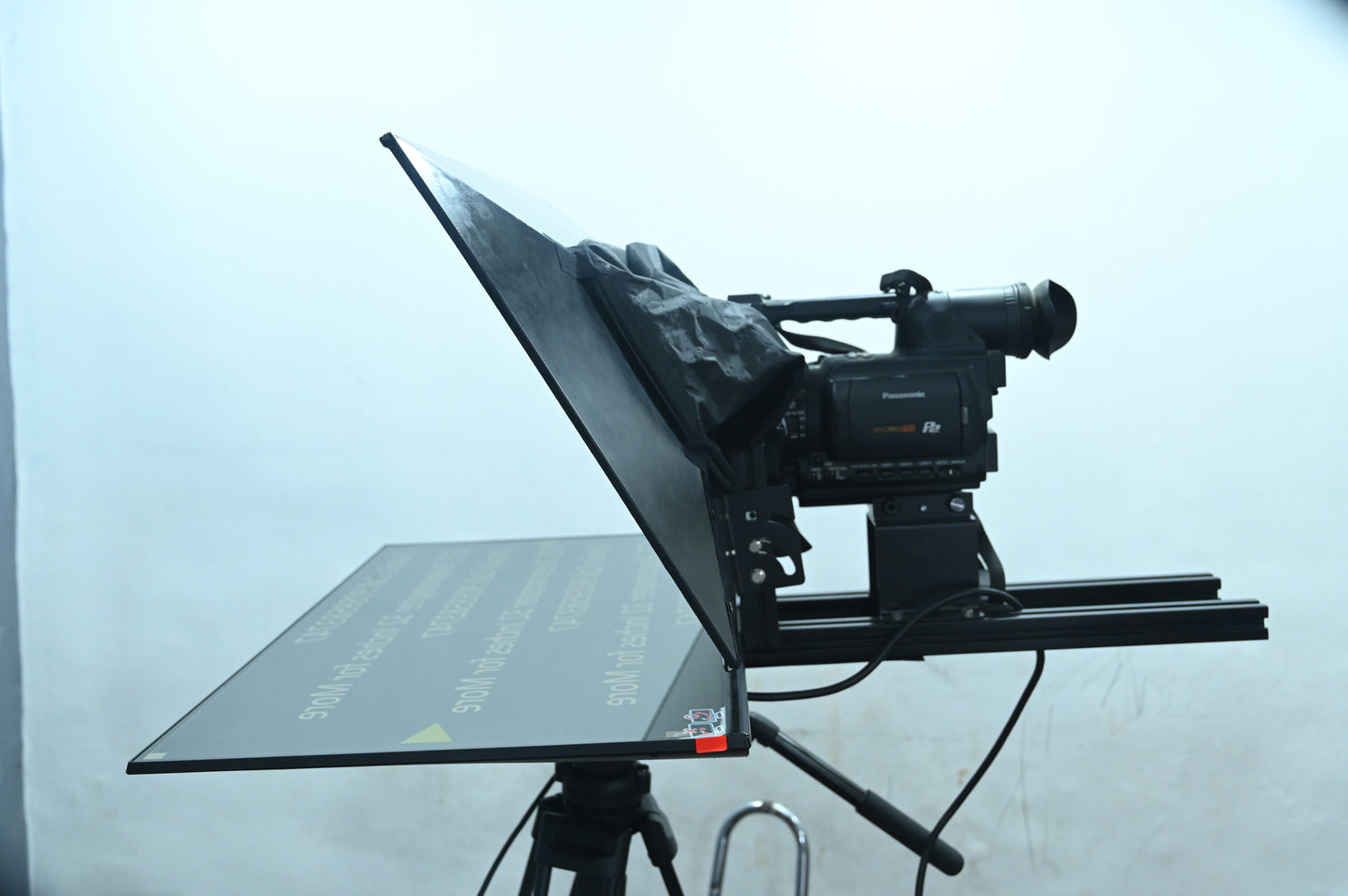 GTS Teleprompter 27 Inches