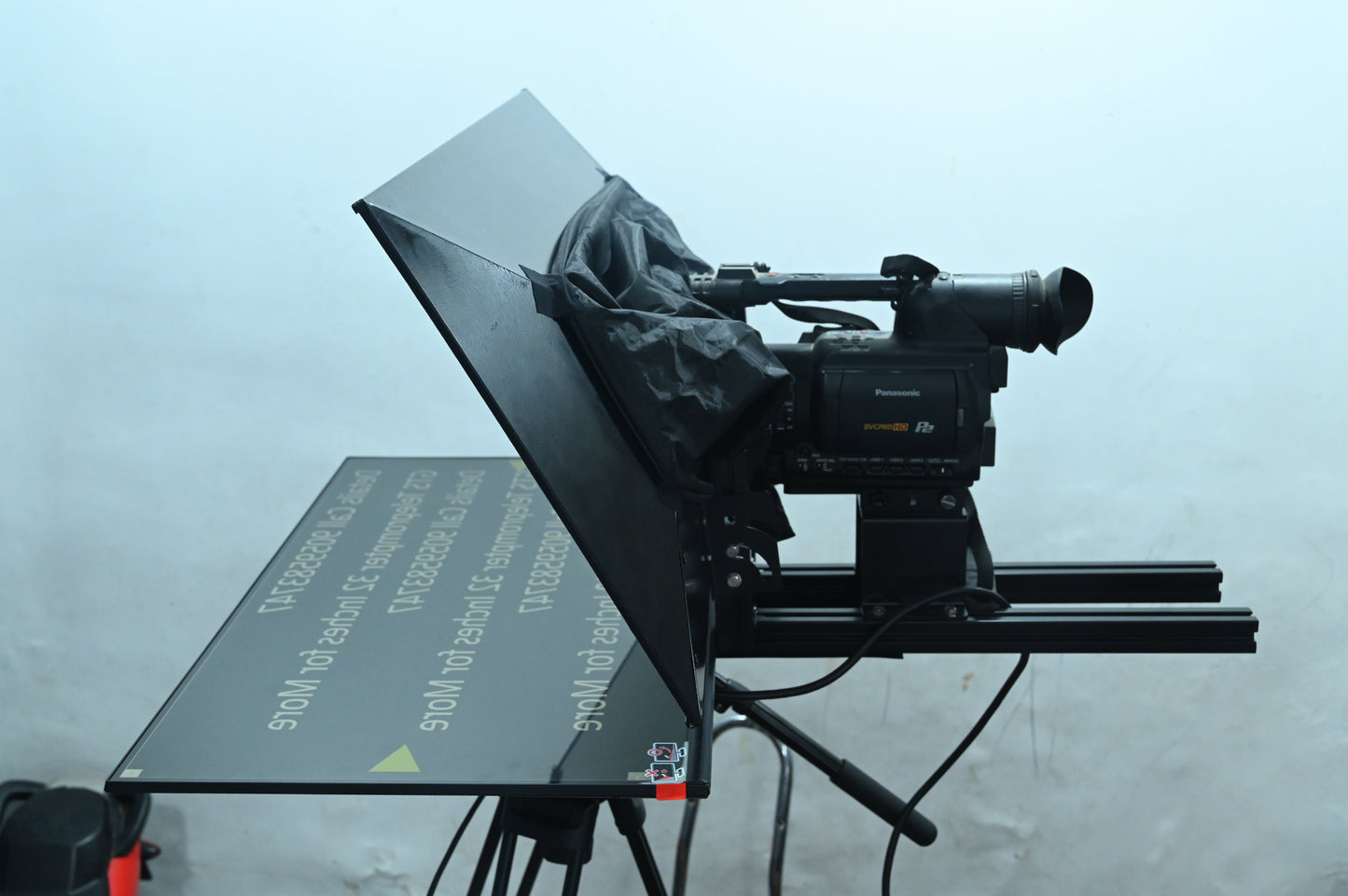 GTS Teleprompter 27 Inches
